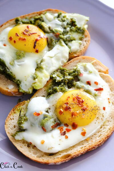 Pesto Eggs