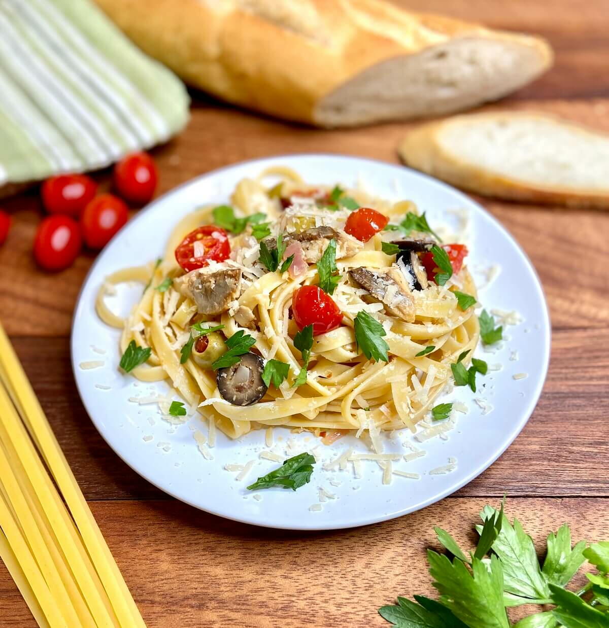 Spanish Sardines Pasta | RecipeLion.com