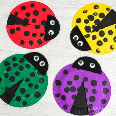 Paper Plate Ladybugs | AllFreeKidsCrafts.com