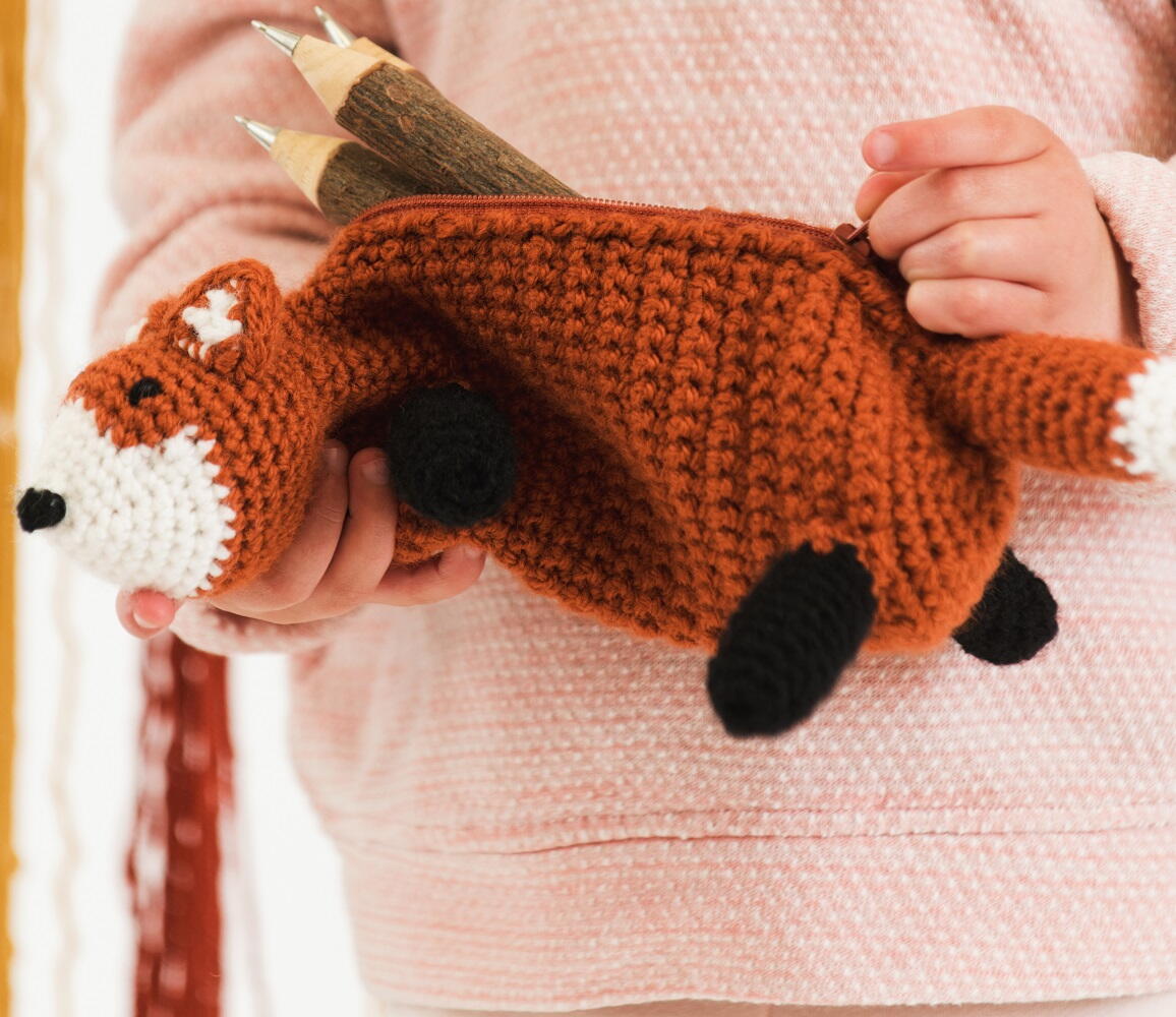 How to Crochet Amigurumi Legs