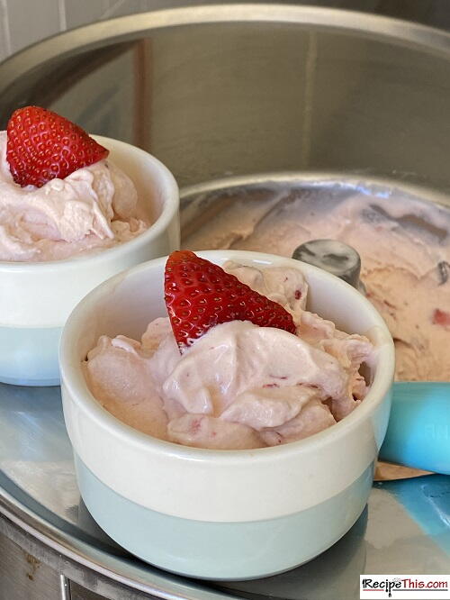 Ice Cream Maker Strawberry Ice Cream