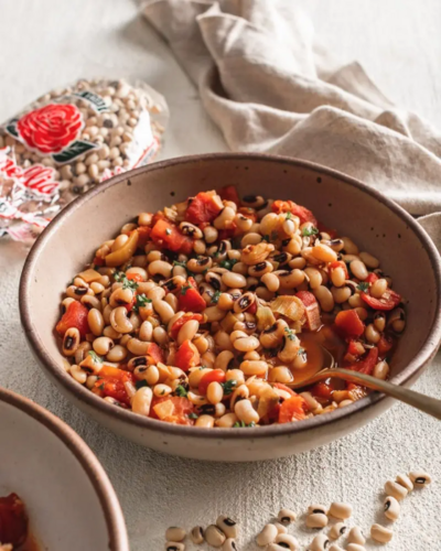 Southern Black Eyed Peas with Leeks and Tomatoes