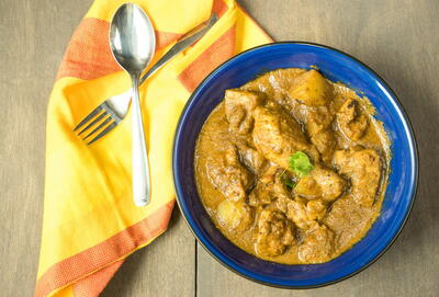 Malaysian Style Chicken Curry 