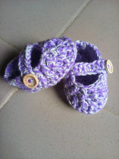 Simple Crochet Mary Jane Shoes Worked Flat 