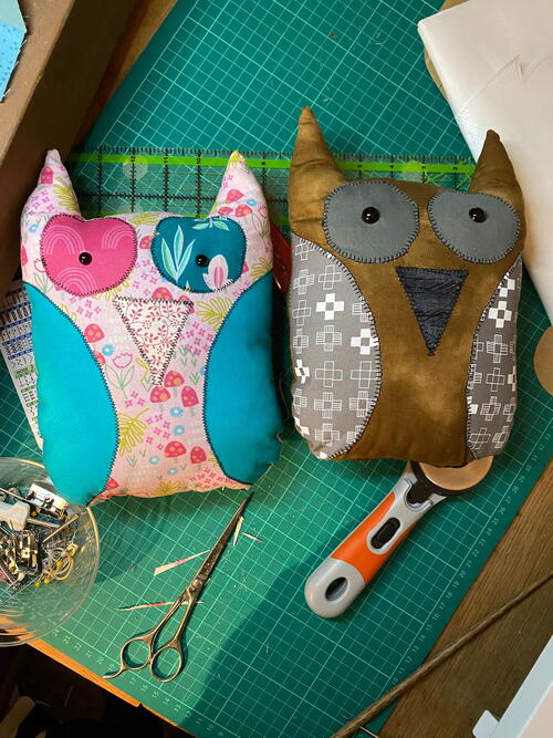Scrap Fabric Owl Soft Toy – Free Pattern Templates & Tutorial