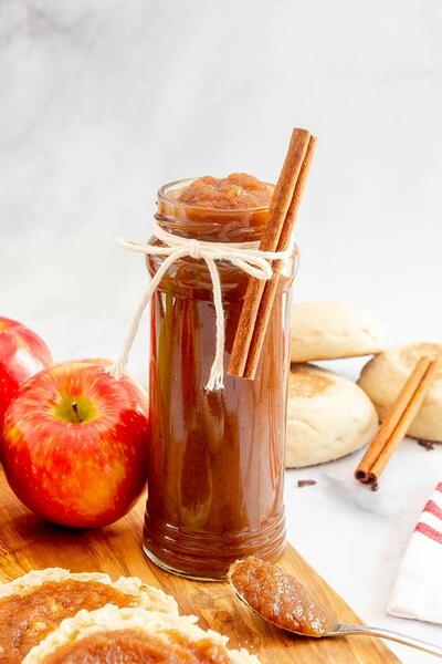 Slow Cooker Apple Butter With Applesauce