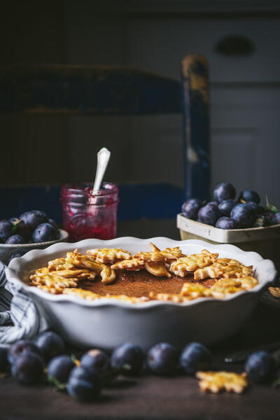 Damson Plum Pie