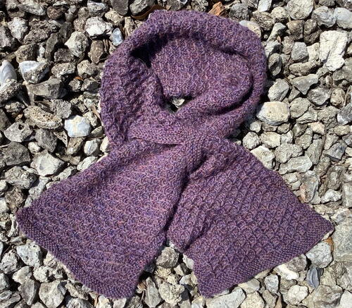 Bellis Cancellos Keyhole Scarf