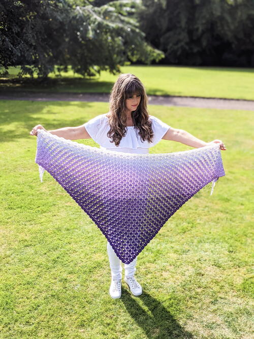 Relaxing 1 Skein Crochet Shawl Pattern