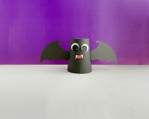 Easy Plastic Cup Halloween Bat Craft