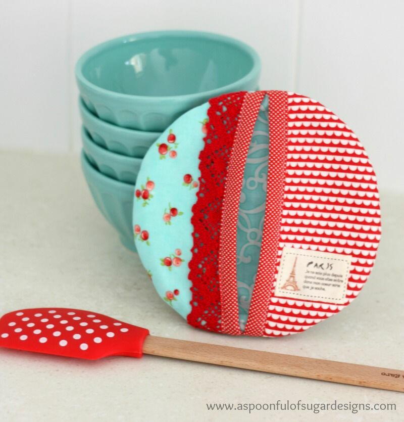 Fat Quarter Pot Holder | AllFreeSewing.com