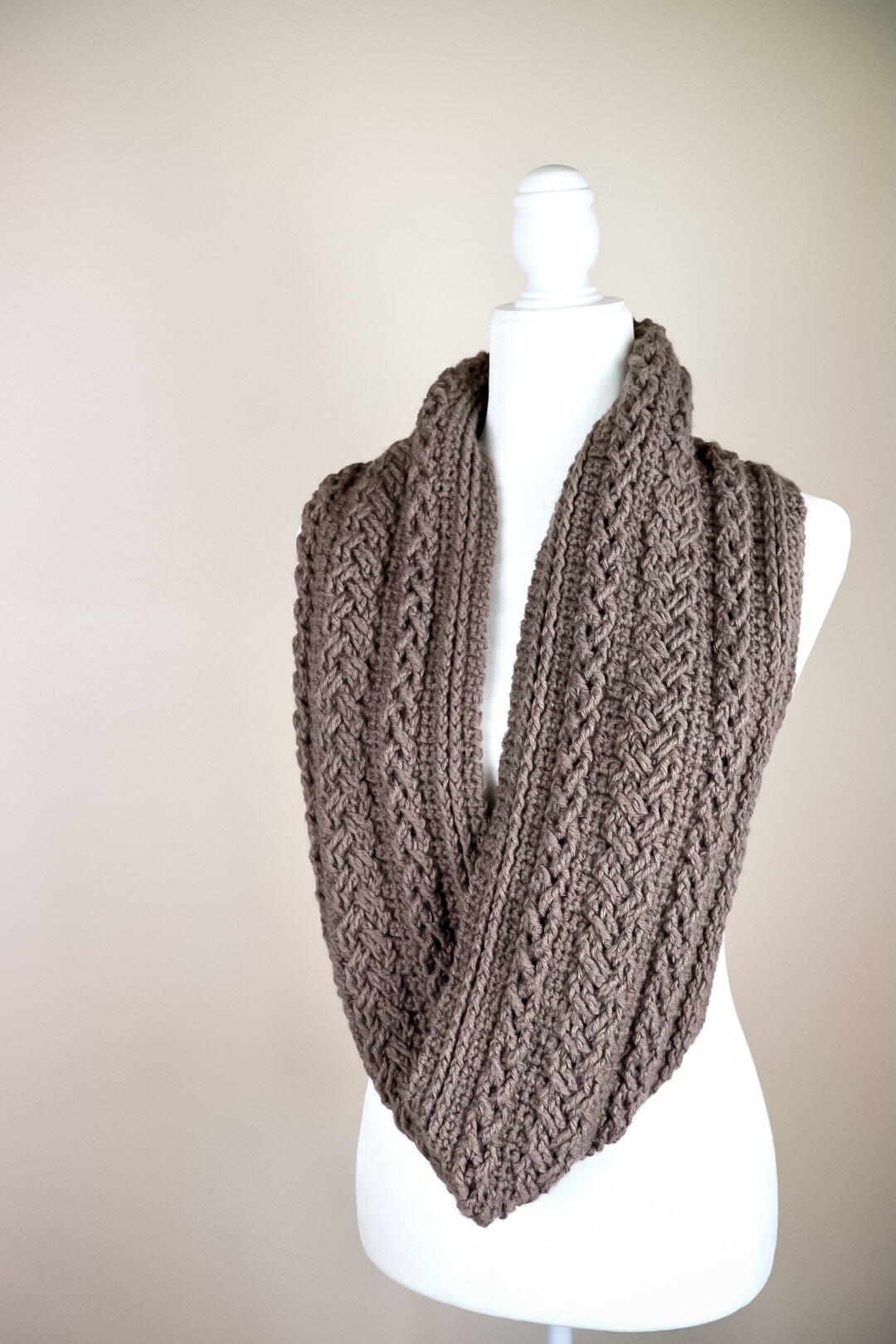 Cable Fade Scarf | AllFreeCrochet.com