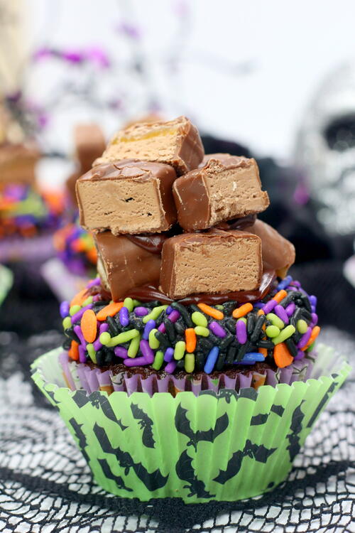   Chocolate Trick Or Treat Cupcakes