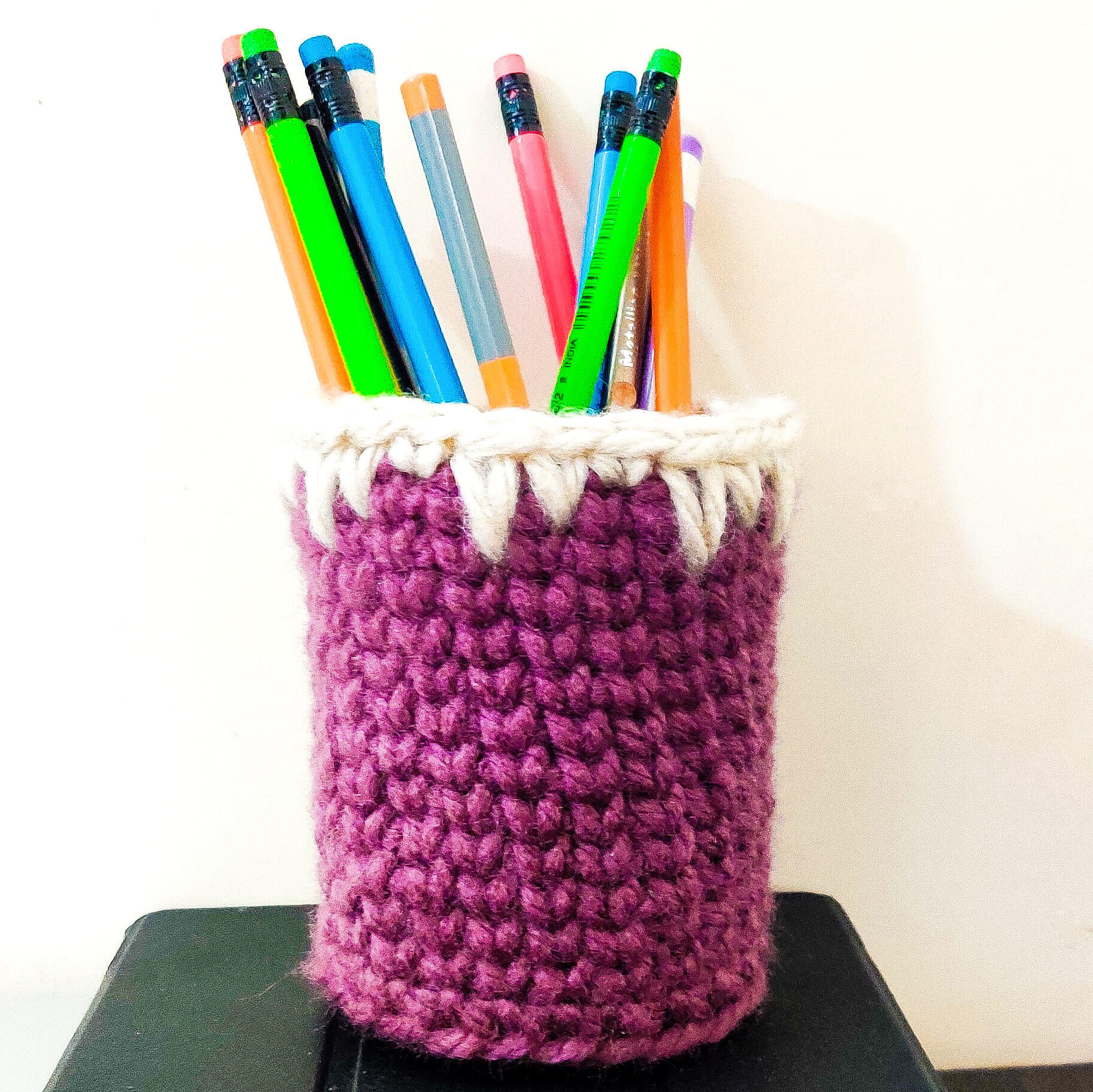 🇺🇸Crochet Pencil Holder Cover Tutorial/Crochet Pencil Pouch Holder/DIY  Crochet Pen Basket 
