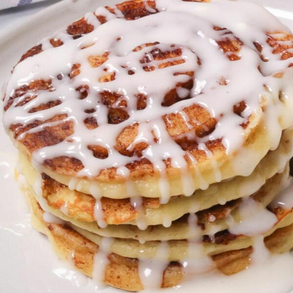 Cinnamon Swirl Pancakes