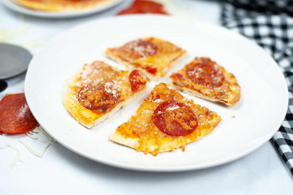 Air Fryer Naan Bread Pizza