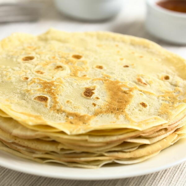 How To Make Easy Crepes | TheBestDessertRecipes.com