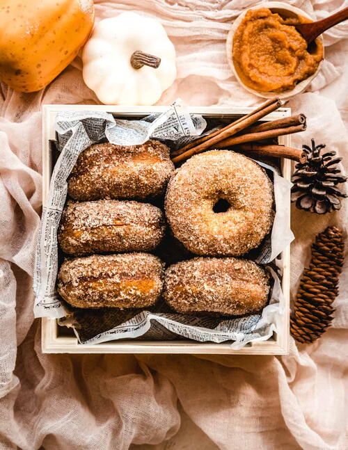 Pumpkin Cake Donuts