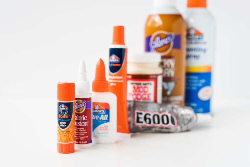 The Best Glue for Yarn Projects