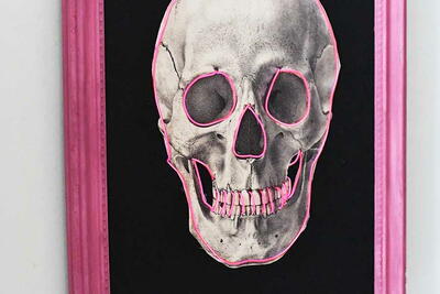 Spooky Illuminated Halloween Skull Decor