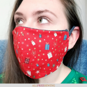 How to Make a Christmas Fabric Face Mask [Printable Templates]