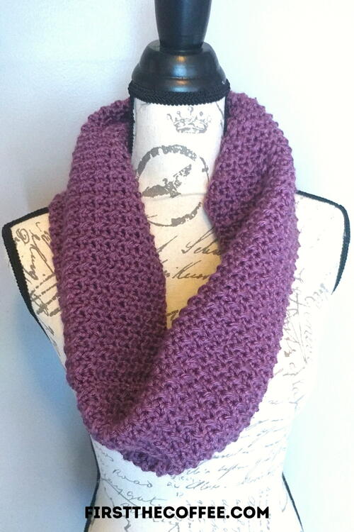 Even Moss Stitch Crochet Infinity Scarf Pattern | AllFreeCrochet.com