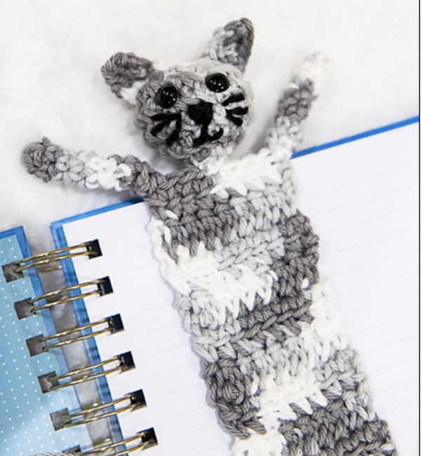 Crochet Cat Bookmark