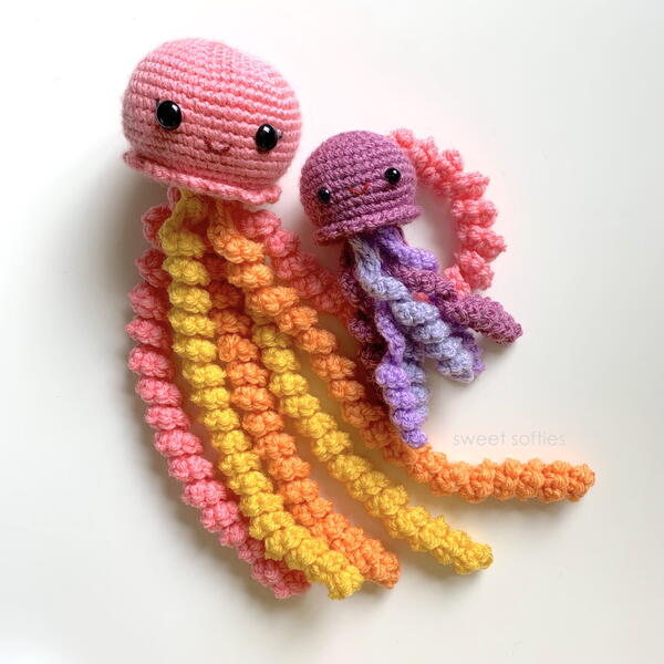Mommy & Baby Amigurumi Crochet Jellyfish