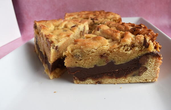 Caramel Nutella Cookie Pie