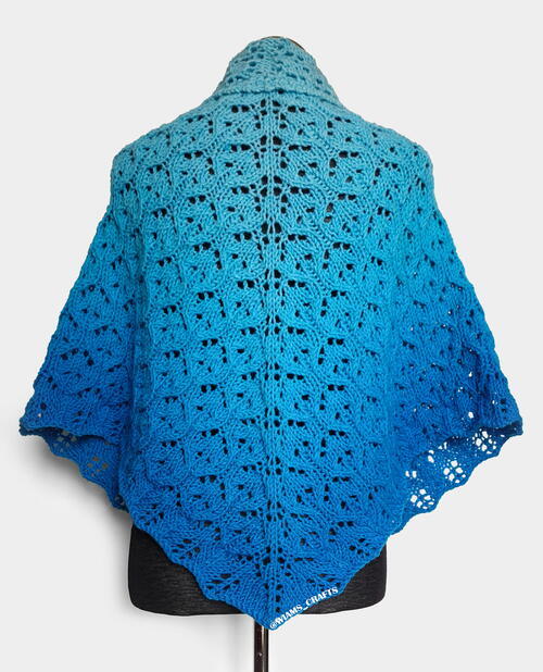 Azure Shoreline Shawlette