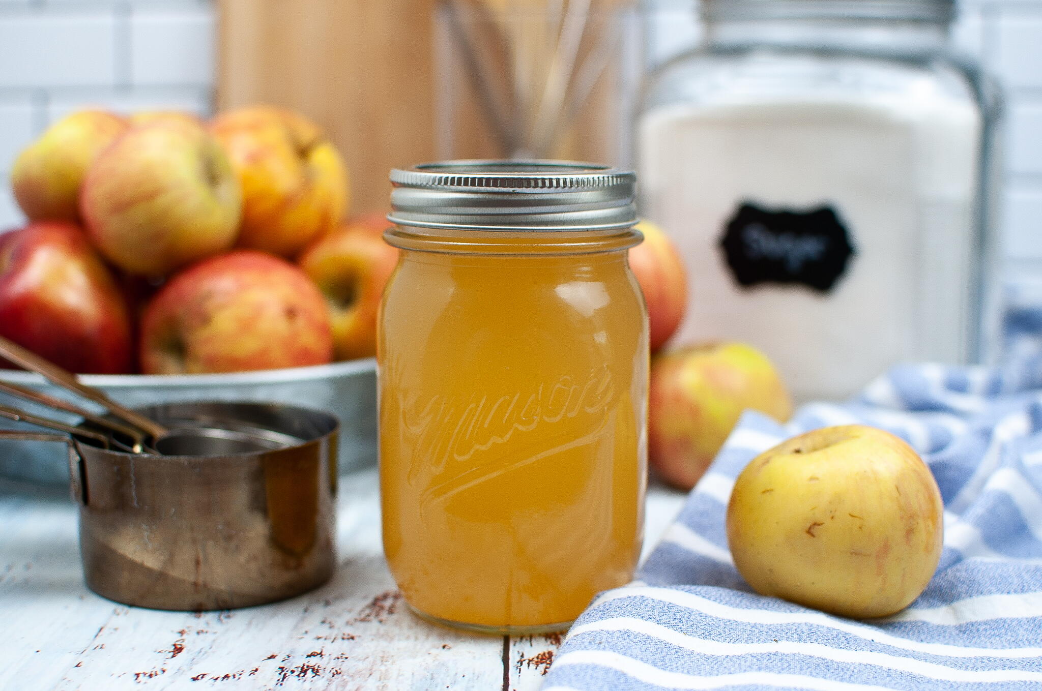 How To Make Apple Cider Vinegar From Scratch | CheapThriftyLiving.com