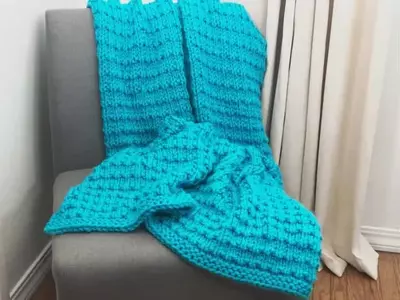 Nocca Chnuky Knit Blanket
