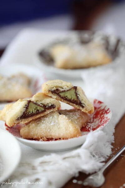 Christmas Kiss Pies