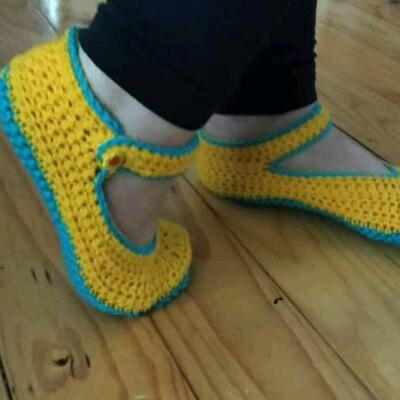 Crochet Women House Slippers Worked Flat