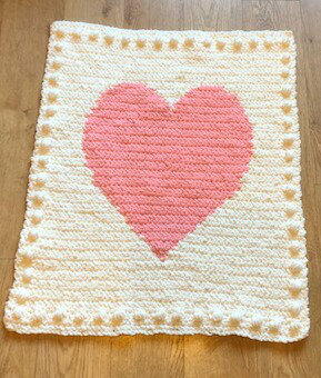 Chunky Intarsia Heart Baby Blanket 