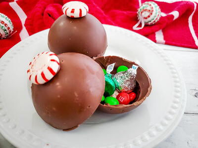 Hollow Chocolate Ball With Candy Inside