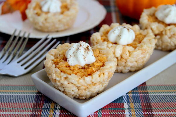 The Cutest Pumpkin Pie Rice Krispie Treats