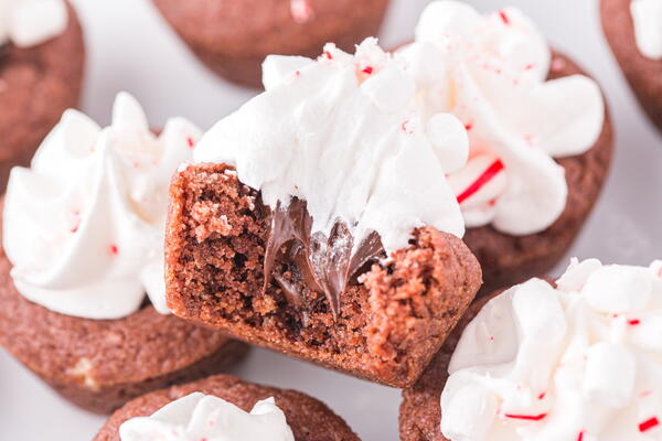 Hot Chocolate Cookie Cups