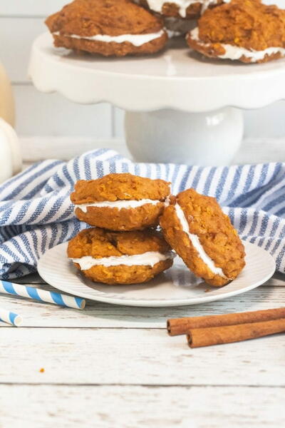 Pumpkin Whoopie Pies