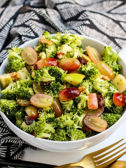 Broccoli Grape Salad Without Mayo