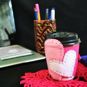 Warm Hearts Coffee Cozy Pattern