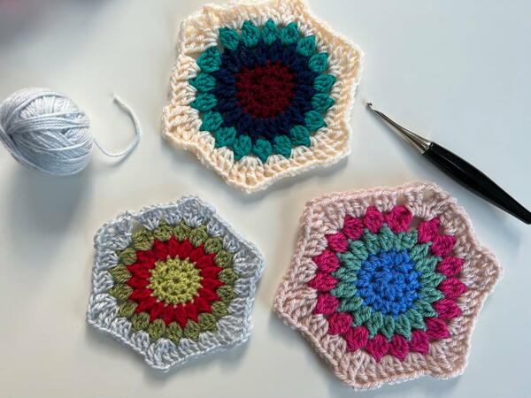 Starburst Hexagon Pattern