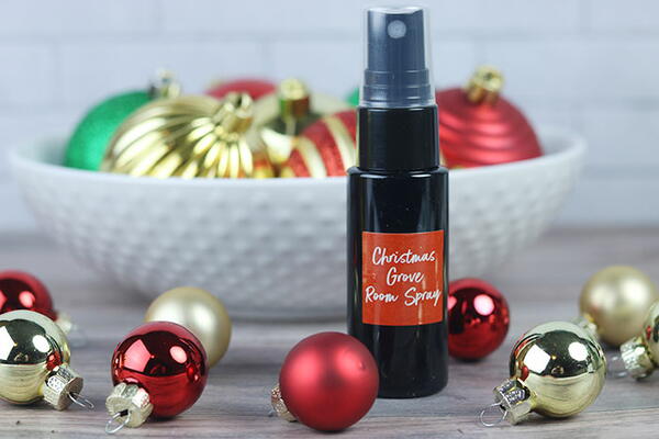 Diy Christmas Room Spray With Essential Oils