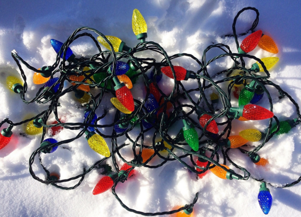 How to Untangle Christmas Lights