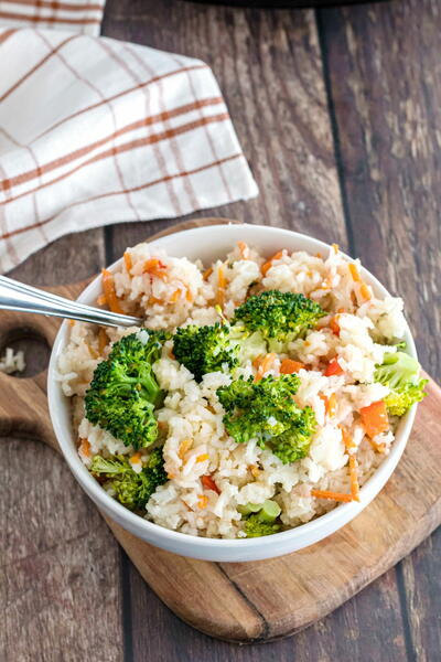 Slow Cooker Chicken Flavored Rice And Veggies