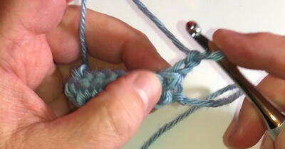 How To Work Half Double Crochet Stitch (hdc)