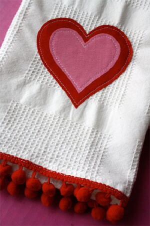 Simple Applique Towels for Valentine's Day