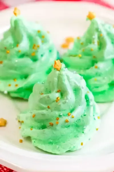 Christmas Tree Meringue Cookies