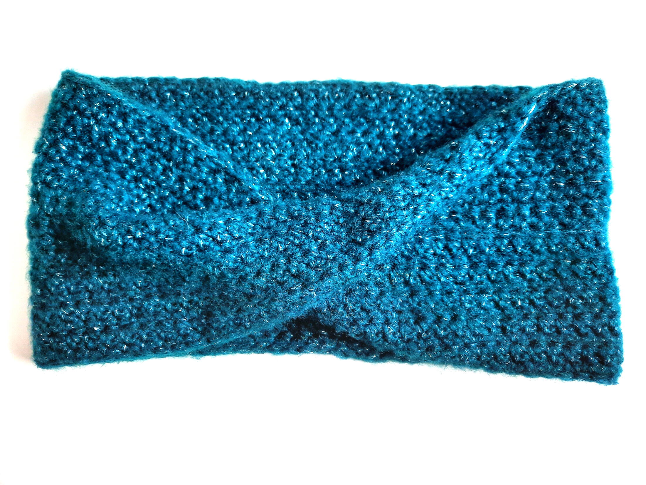 Crystal Crochet Twisted Cowl | AllFreeCrochet.com