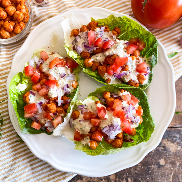 15 Minute Chickpea Wraps With Garlic Sauce